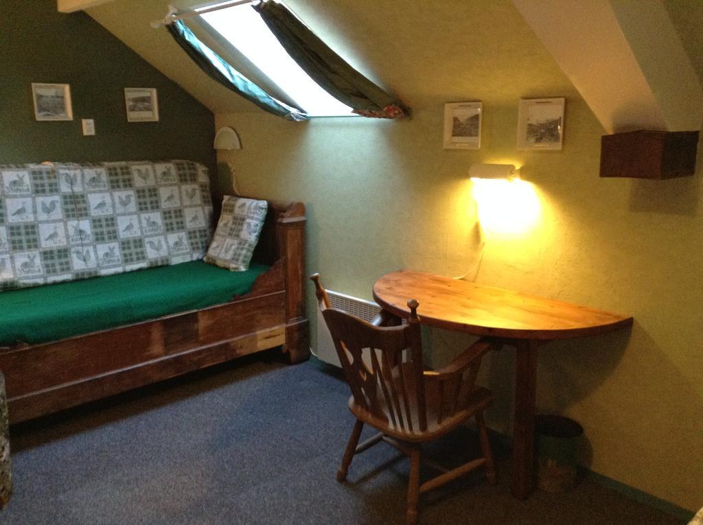 Bed and Breakfast Aux Sources De L'Yonne Glux-en-Glenne Exterior foto