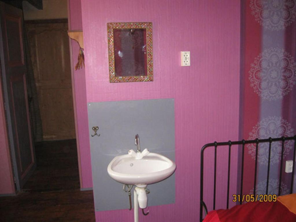 Bed and Breakfast Aux Sources De L'Yonne Glux-en-Glenne Exterior foto